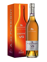 Коньяк ординарный трехлетний Селлар Бленд ВС 40% 0,5л в п/у 