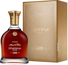 Коньяк армянский торгового знака "Арарат" Эребуни 30 40% 0,7л в сув. кор.