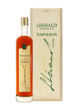 Коньяк марочный старый "КС" Леро Коньяк Наполеон 40% 0,7л подарочная упаковка (дерево) 